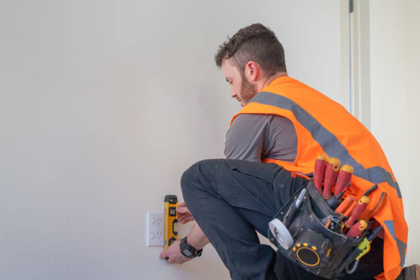 Best Electrical Outlet Repair  in Spirit Lake, IA