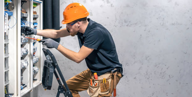 Best Electrical Repair Services  in Spirit Lake, IA